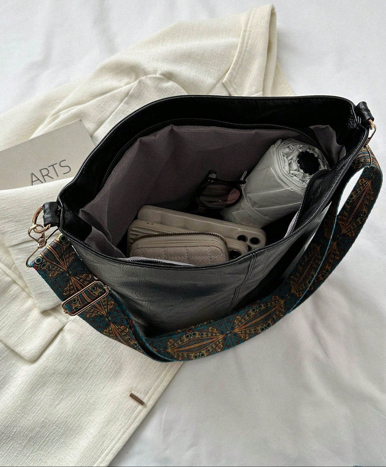 Luxury Tote Bag Fashionable European And American Style New Bucket Bag, Large Capacity Cross-Body Bag For Women